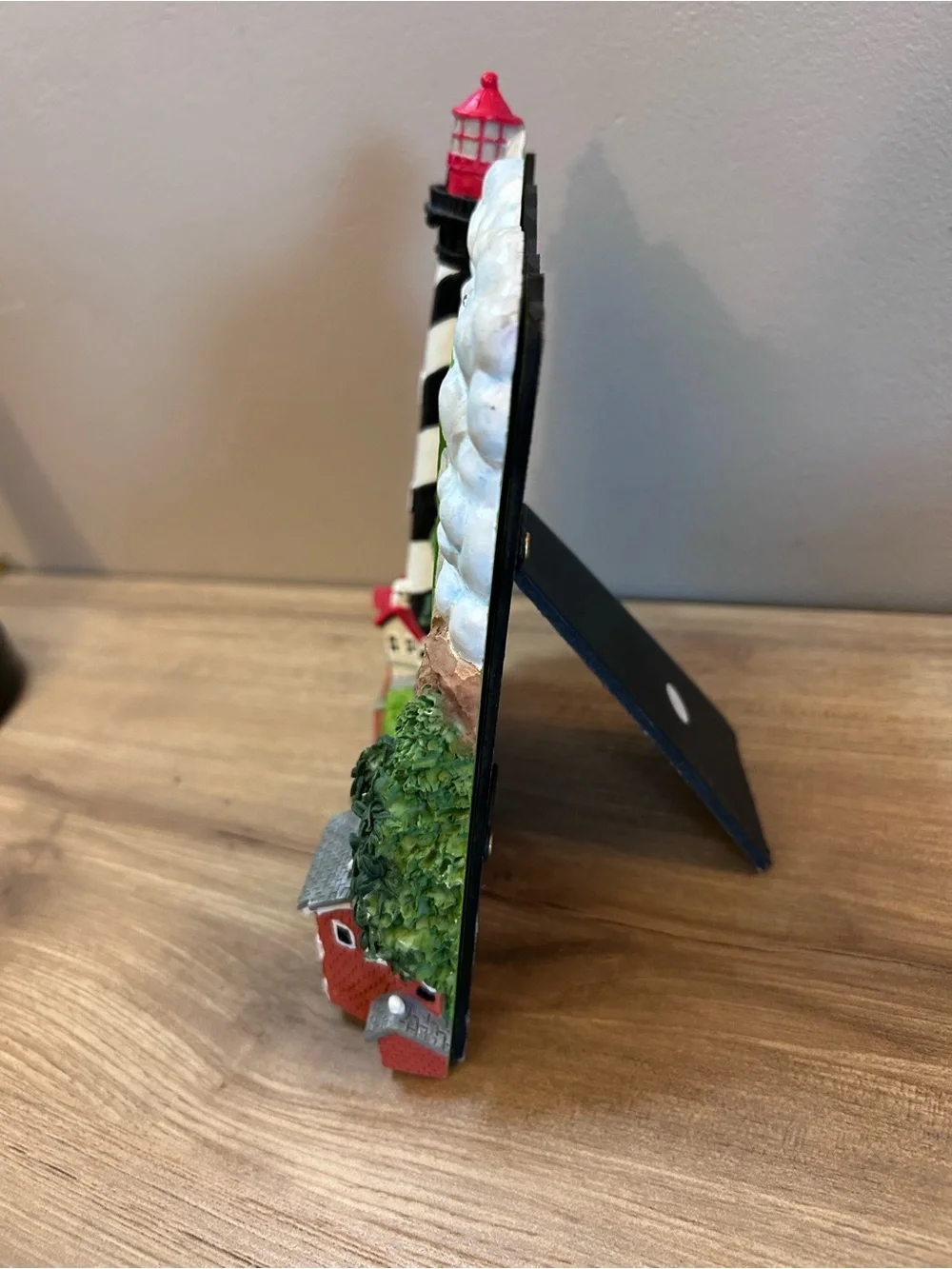 Vintage Coastal Lighthouse Frame - White, Black, Red & Green